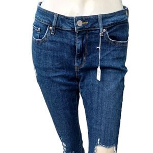 672844....Levi's 711 Skinny Jeans Size 29, 27" Inseam